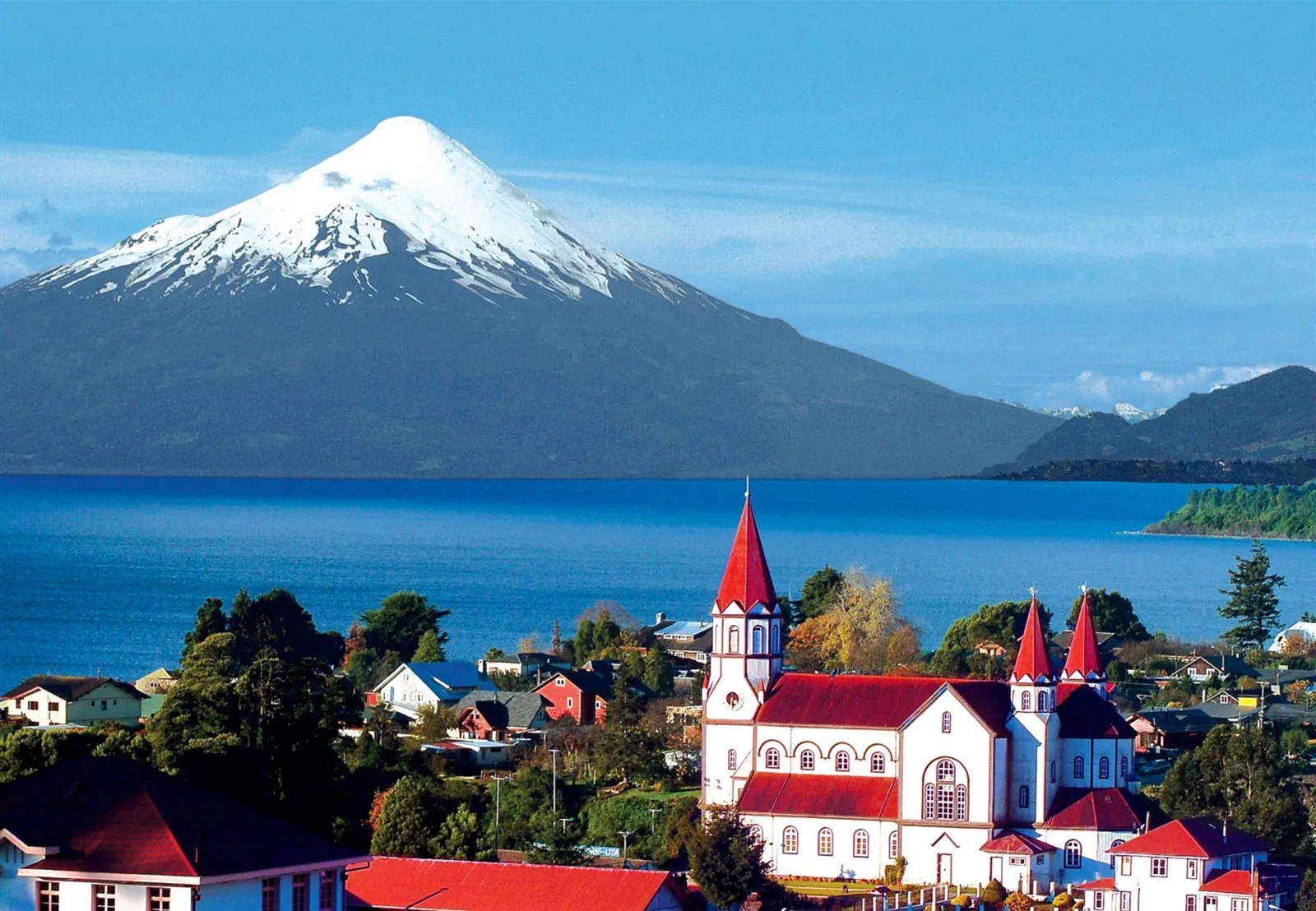 Volcán Osorno visto desde Puerto Varas